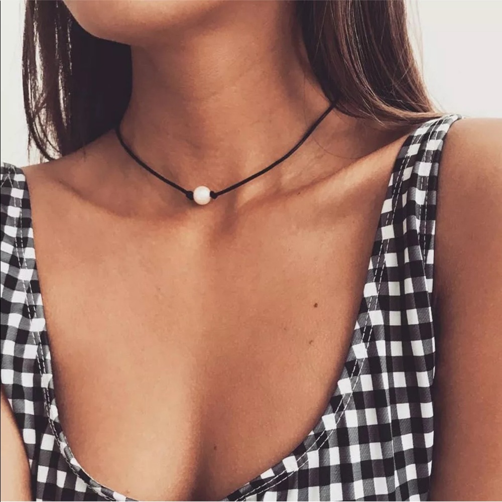 🎉Black Rope Chocker with Faux Pearl!